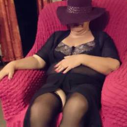 Huren Pforzheim - Hobbyhure Yvonne 50 Jahre aus Pforzheim