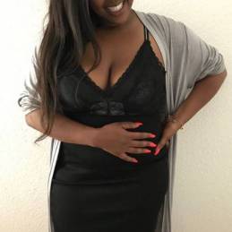 Huren Berlin - Hobbyhure Linda 28 Jahre aus Berlin