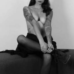 Huren Berlin - Hobbyhure Ava 26 Jahre aus Berlin