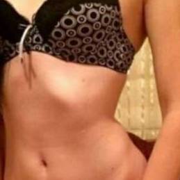Huren Krefeld - Hobbyhure Natali 22 Jahre aus Krefeld