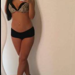 Huren Bochum - Hobbyhure Lisa 22 Jahre aus Bochum