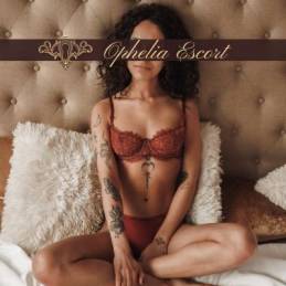 Huren Berlin - Hobbyhure Maja 23 Jahre aus Berlin