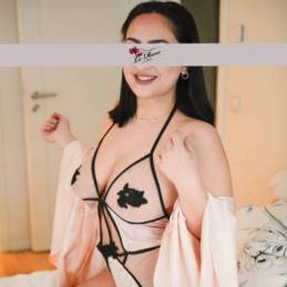 Huren Rostock - Hobbyhure Elena Le Rose 20 Jahre aus Rostock