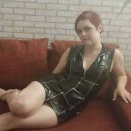 Huren Wilhelmshaven - Hobbyhure Cindy  21 Jahre aus Wilhelmshaven