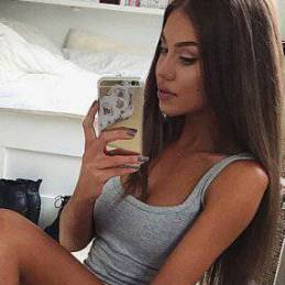 Huren Berlin - Hobbyhure Jenny 21 Jahre aus Berlin