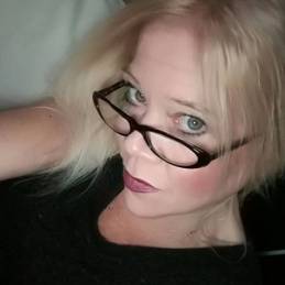 Huren Duisburg - Hobbyhure Lady Kristin 49 Jahre aus Duisburg