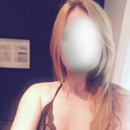 Huren Wiesbaden - Hobbyhure Nina 18 Jahre aus Wiesbaden