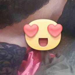 Huren Datteln - Hobbyhure HotMirella22 22 Jahre aus Datteln